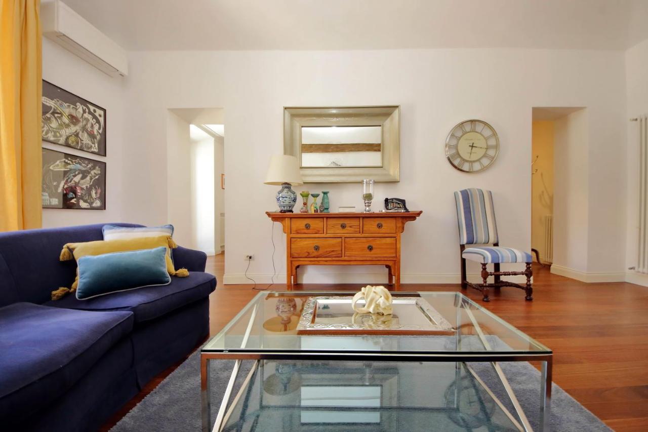 Ferienwohnung Ych-Penthouse Fiammetta A Piazza Navona Rom Exterior foto