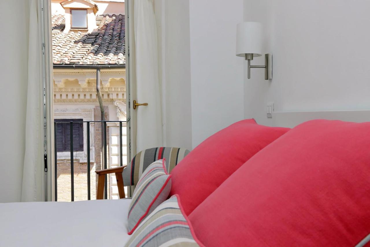 Ferienwohnung Ych-Penthouse Fiammetta A Piazza Navona Rom Exterior foto